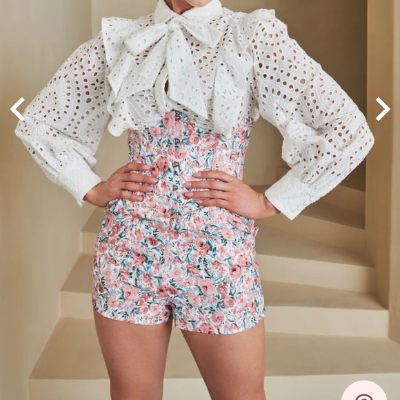 Lavish Alice High Waisted Corset Shorts & Broderie Babydoll shirt. - Picture 4 of 7